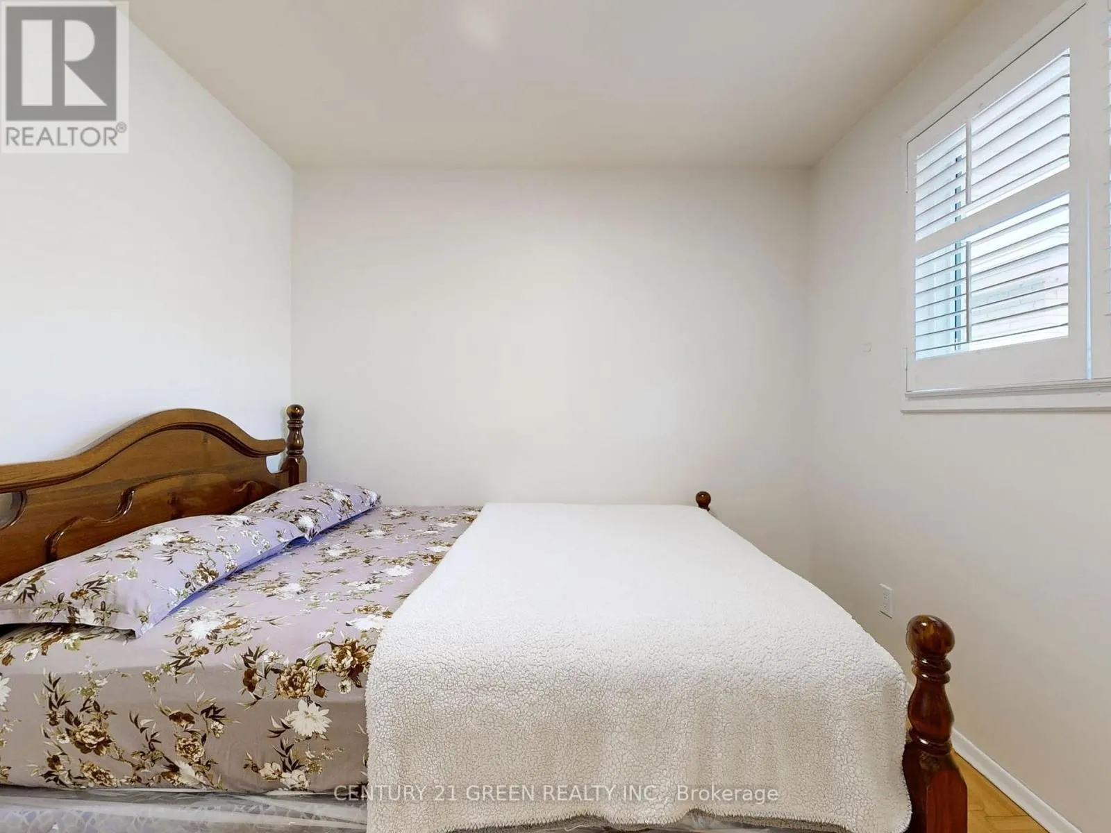 591 DOGWOOD LANE