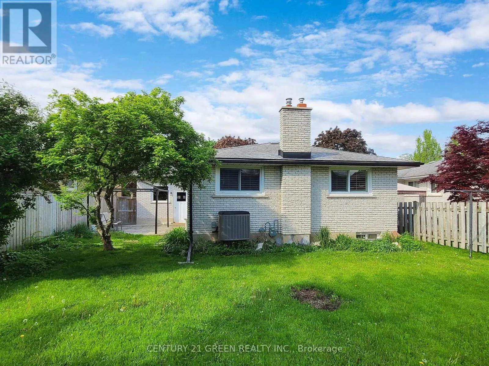 591 DOGWOOD LANE