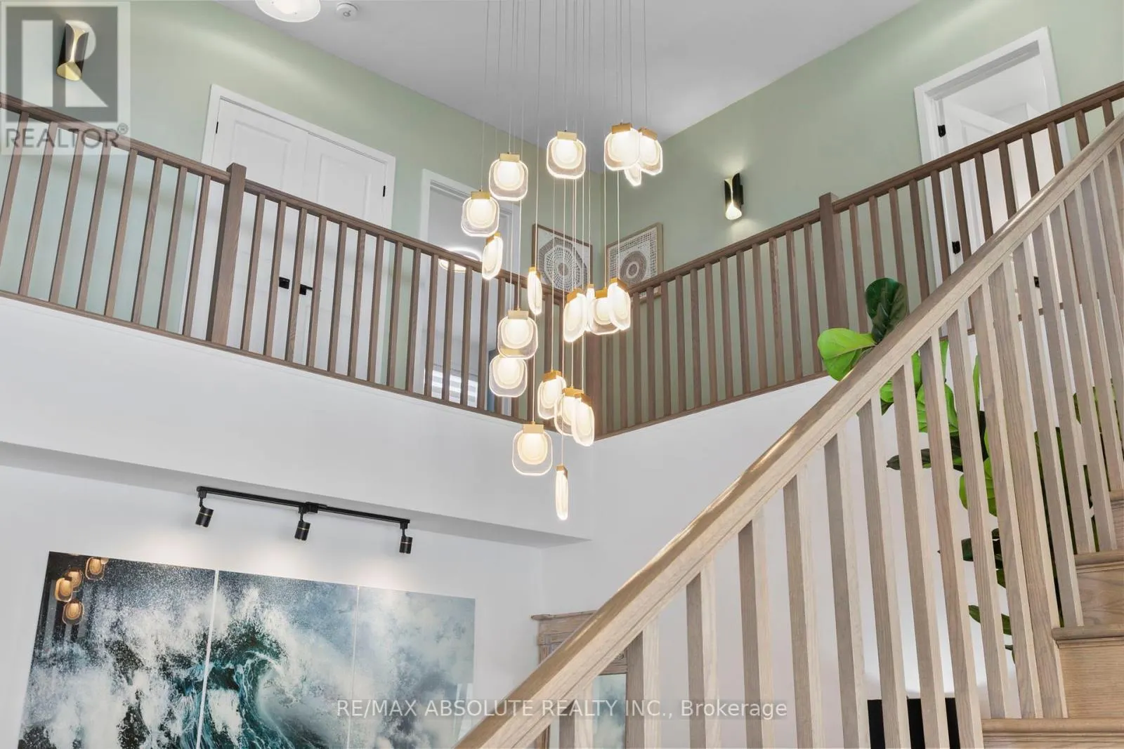 921 BECKTON HEIGHTS