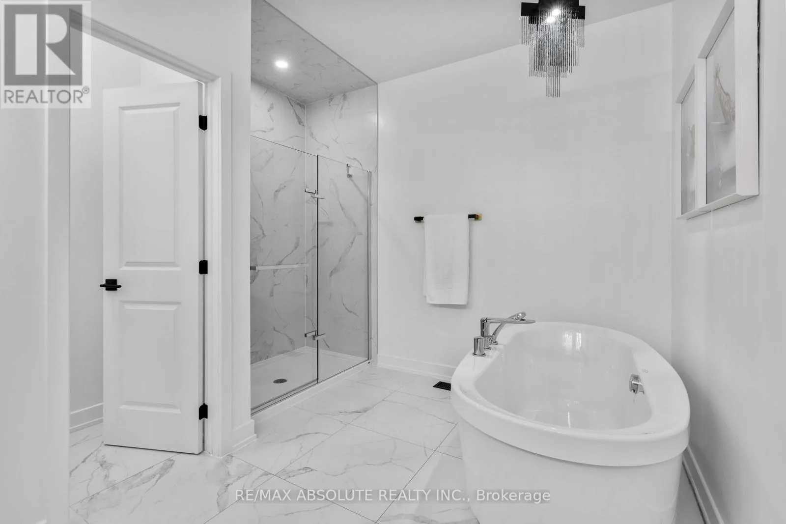 921 BECKTON HEIGHTS