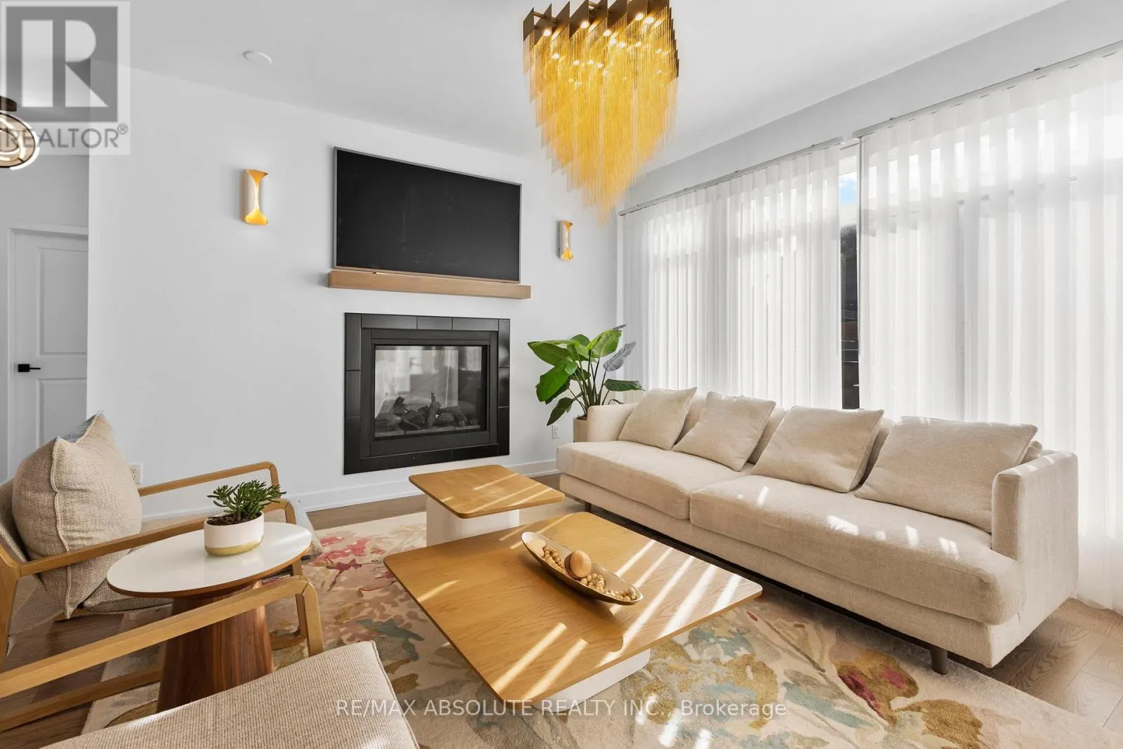 921 BECKTON HEIGHTS