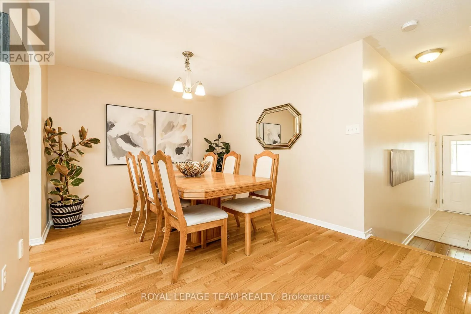 221 SORENTO STREET