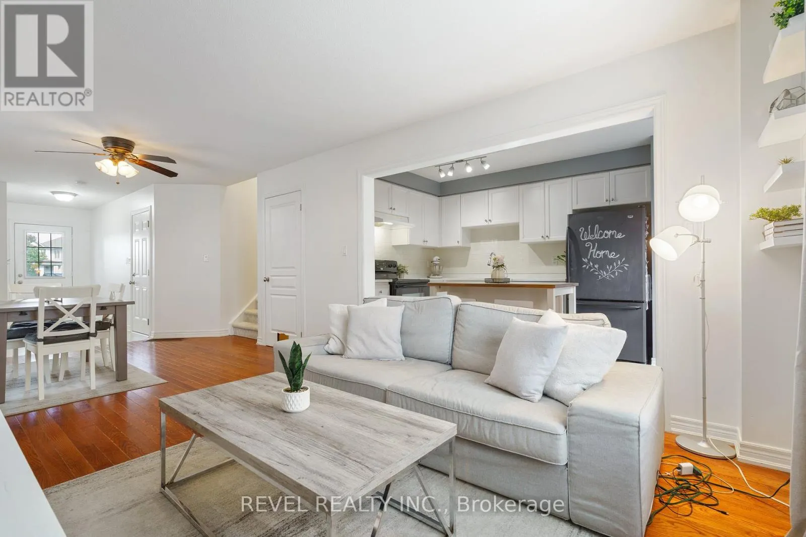 35 - 222 FALL FAIR WAY