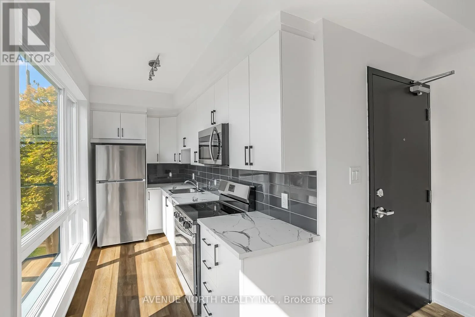 03 - 391 DIEPPE STREET