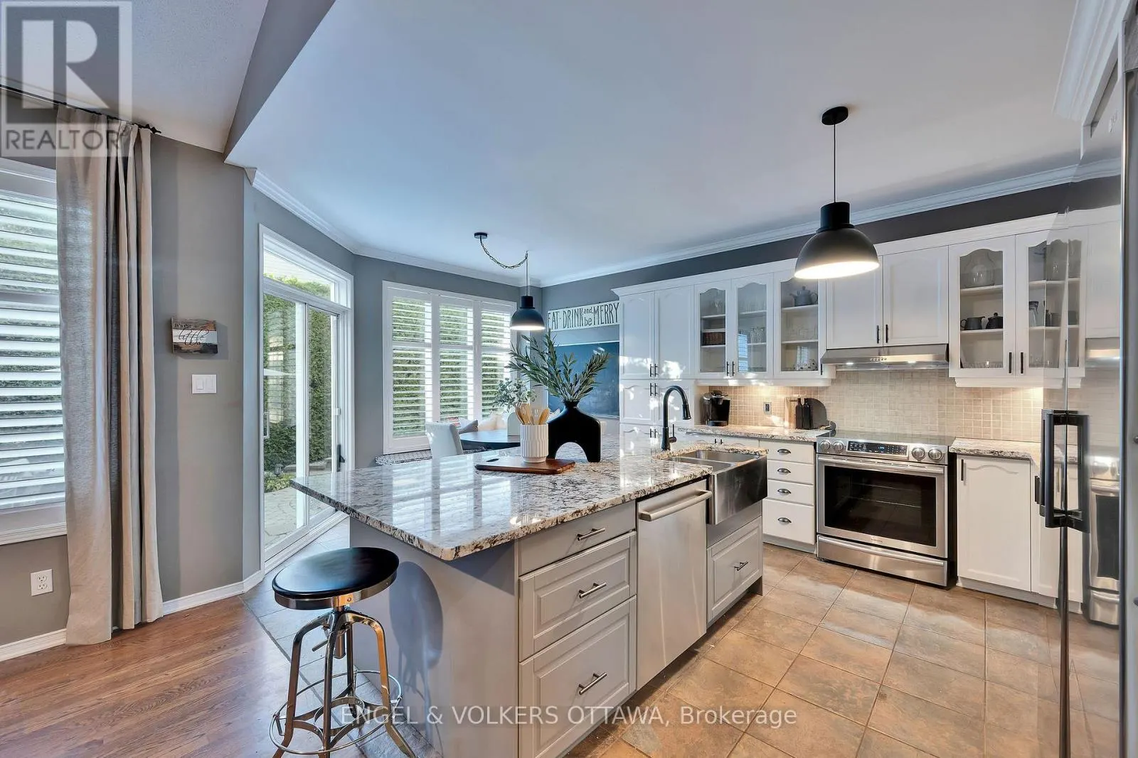 5 WYNRIDGE PLACE
