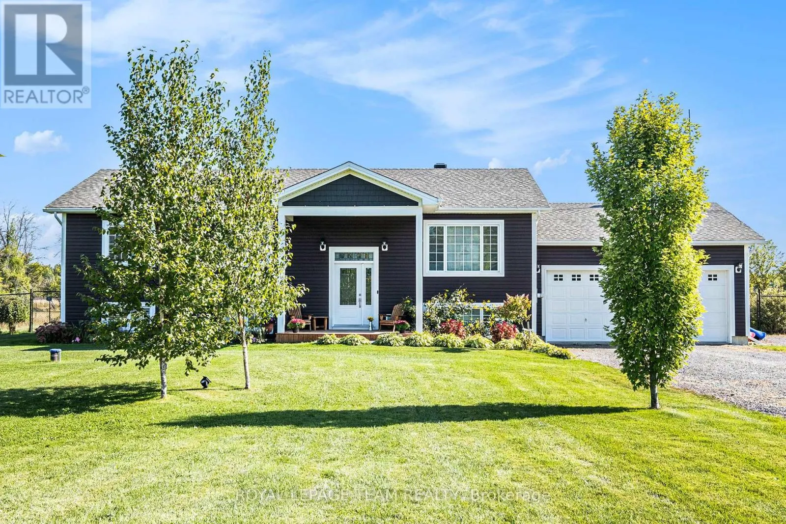 1503 HYNDMAN ROAD