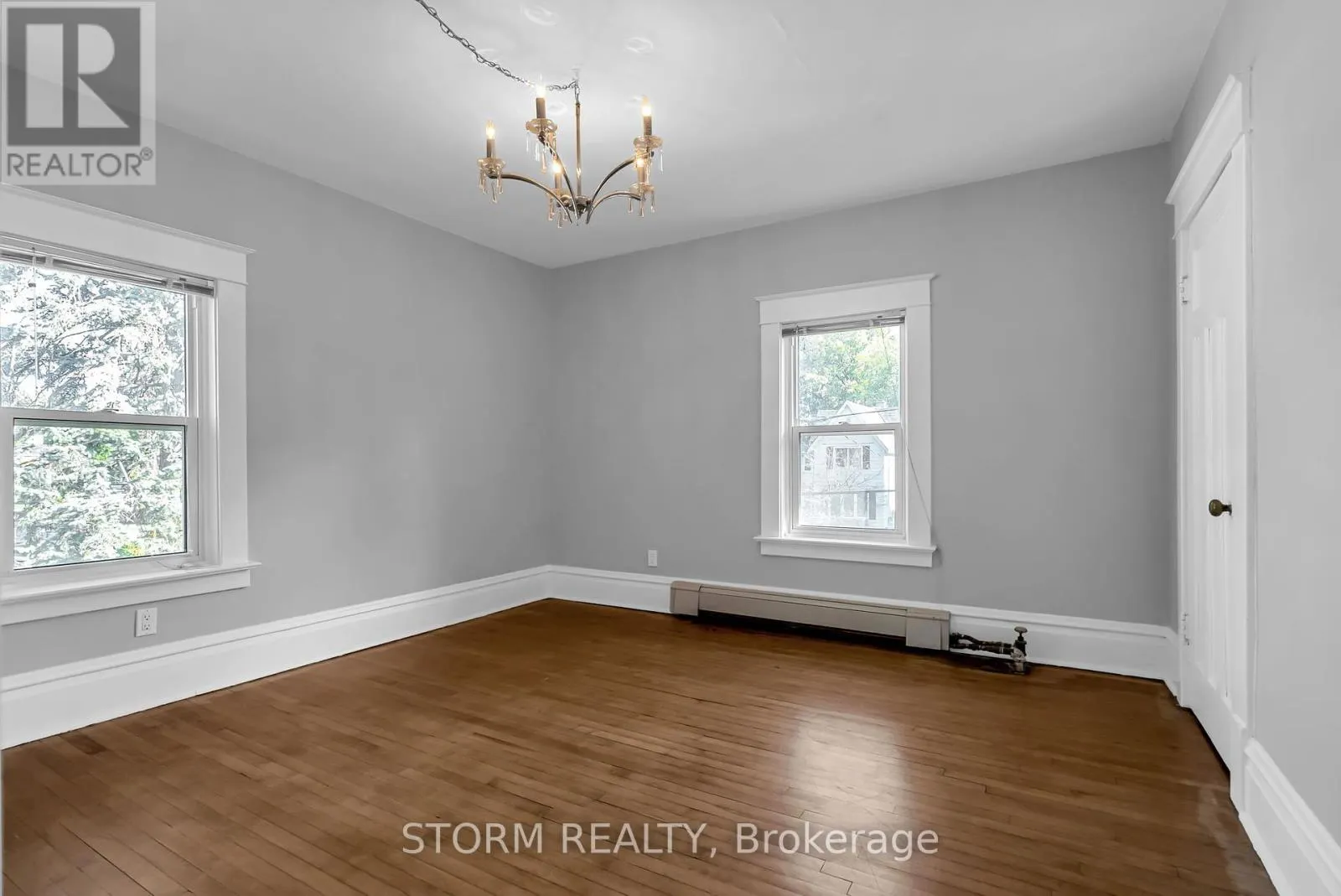 239 1ST STREET E