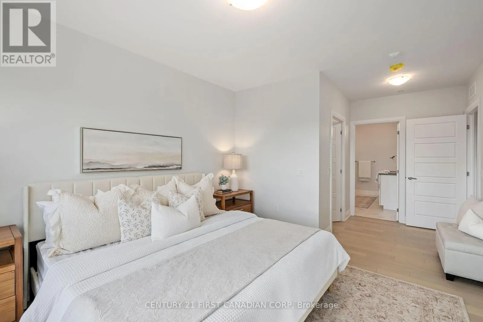 306 - 1560 UPPER WEST AVENUE, #306
