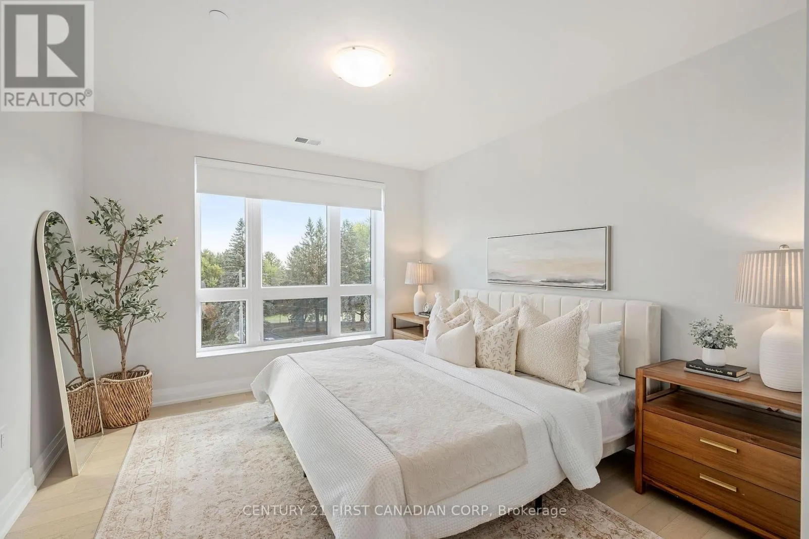 306 - 1560 UPPER WEST AVENUE, #306