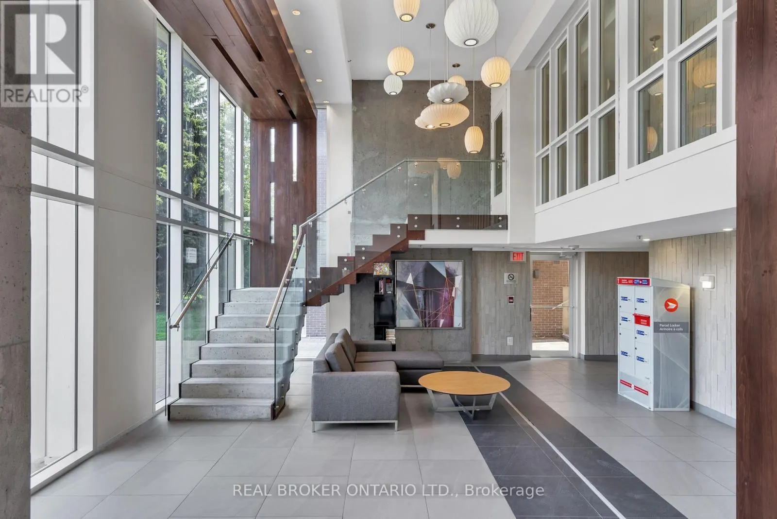 318 - 300B LETT STREET