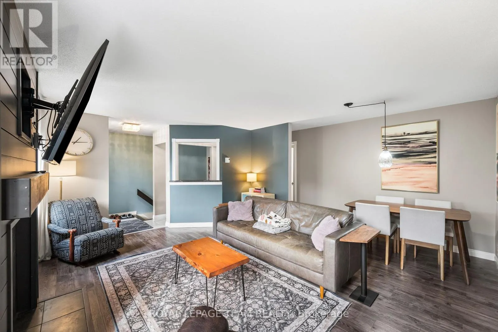 1 - 5 TIMBERVIEW WAY