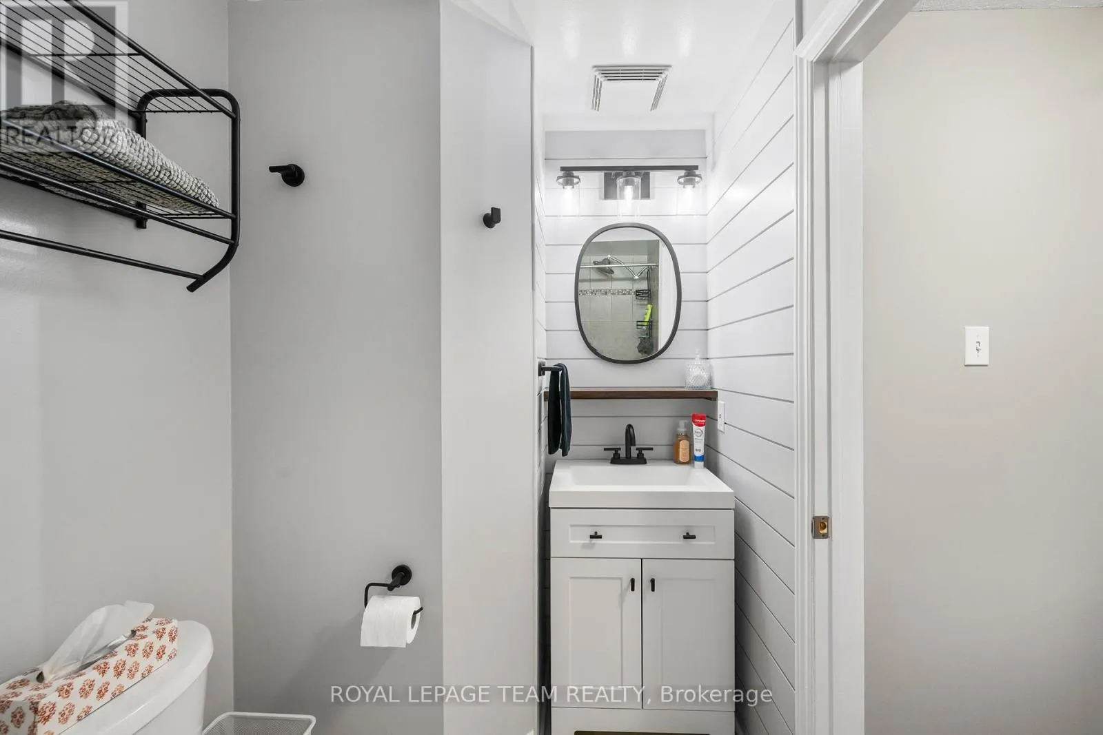 1 - 5 TIMBERVIEW WAY
