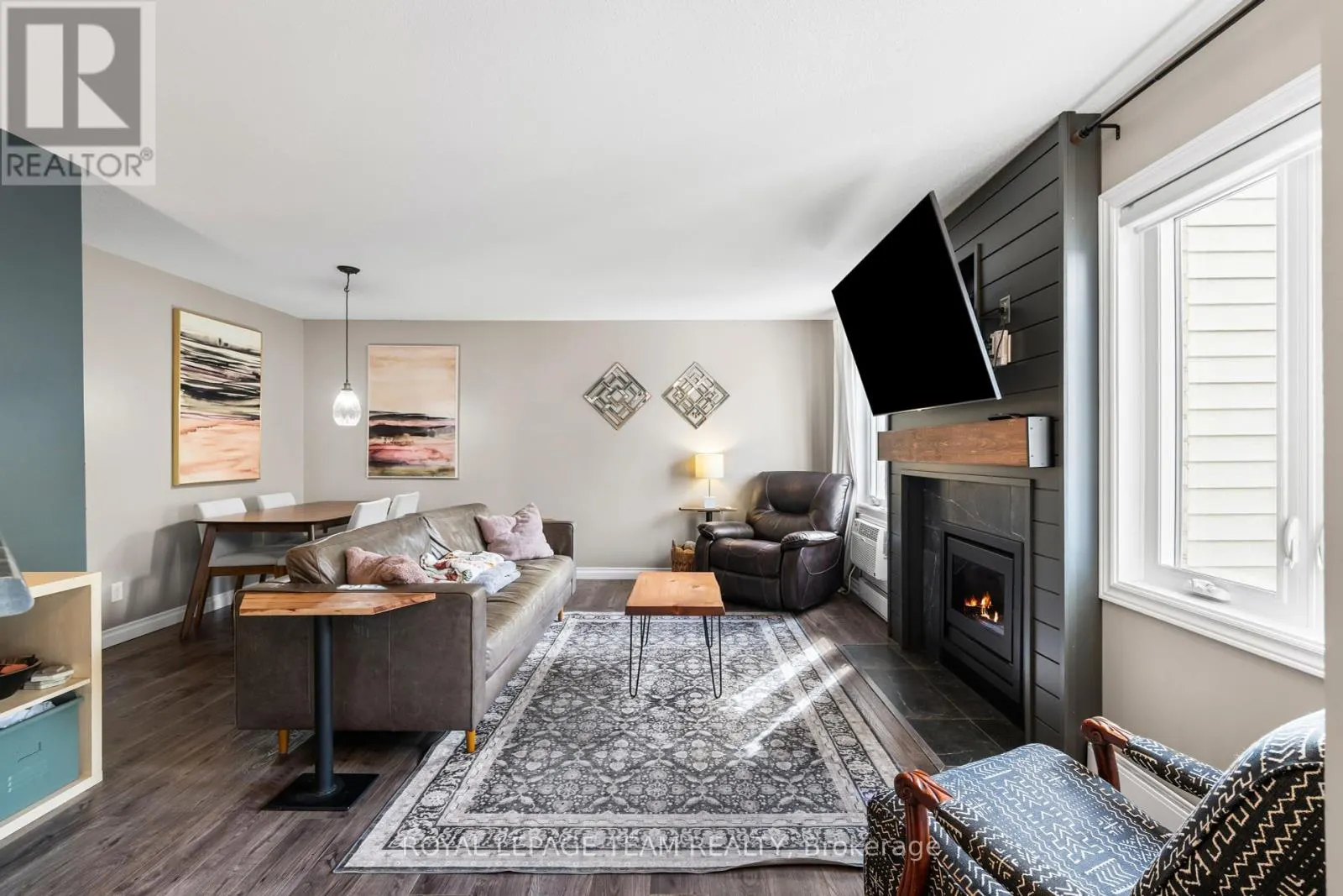 1 - 5 TIMBERVIEW WAY