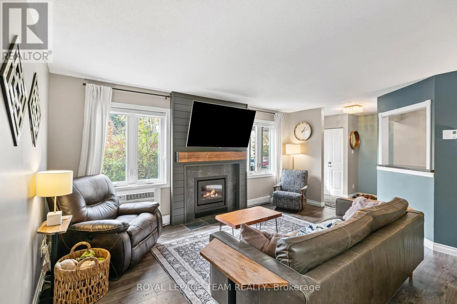 1 - 5 TIMBERVIEW WAY