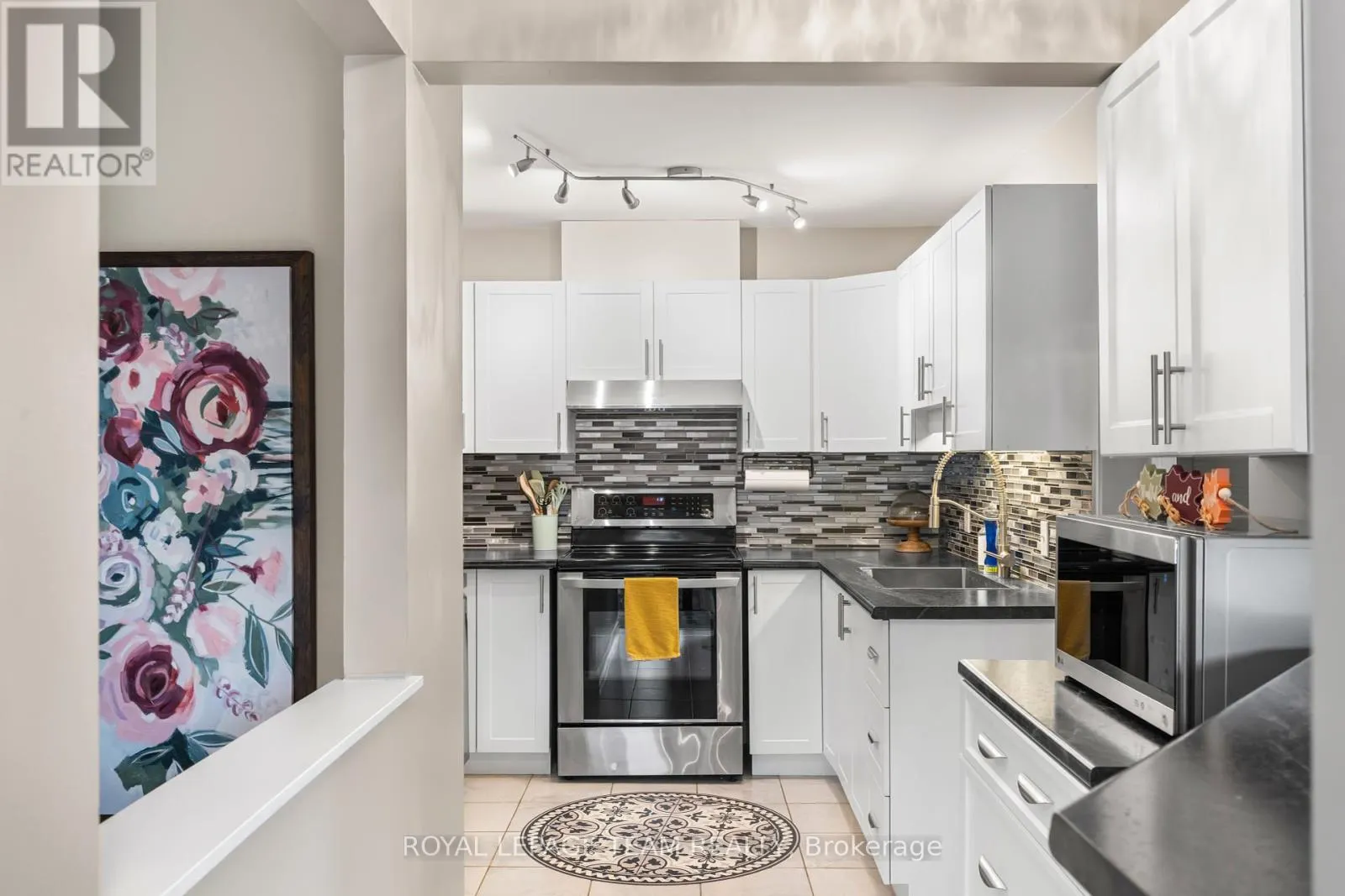 1 - 5 TIMBERVIEW WAY