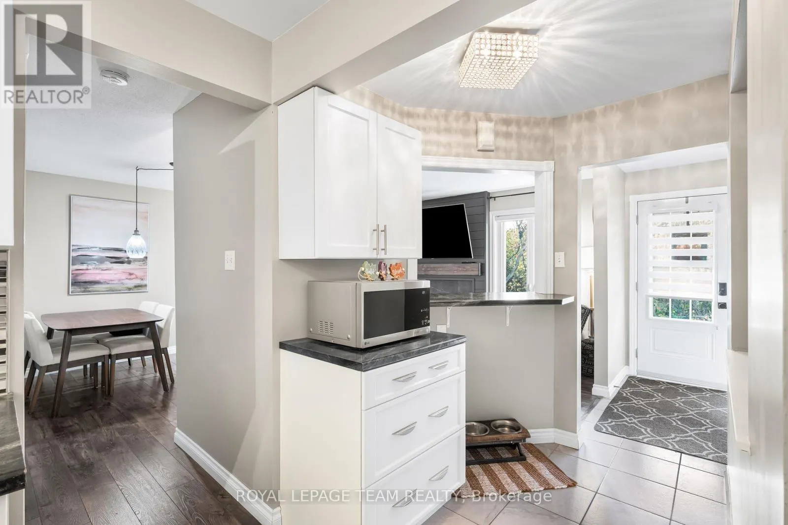 1 - 5 TIMBERVIEW WAY