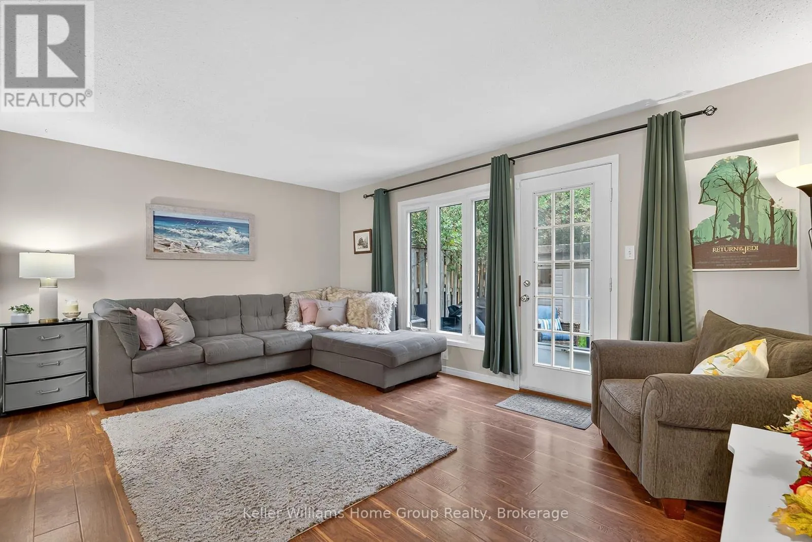 25 - 206 GREEN VALLEY DRIVE, #25