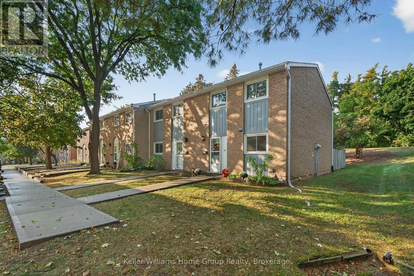 25 - 206 GREEN VALLEY DRIVE, #25