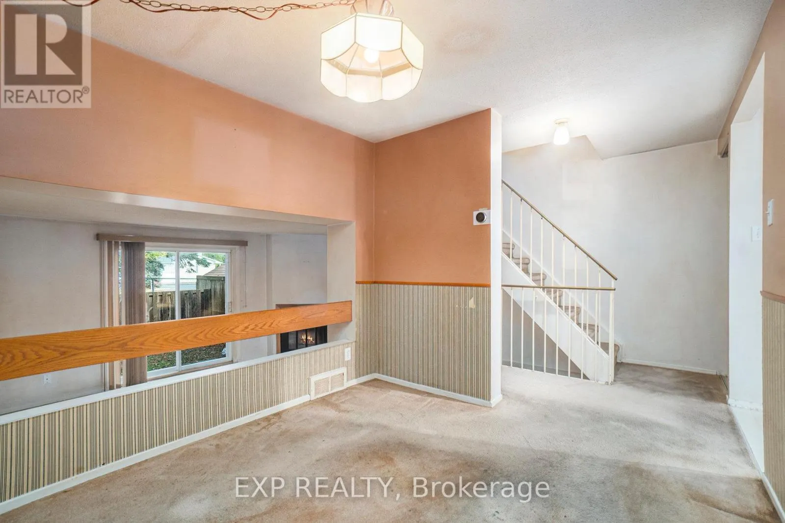 C - 1699C LAMOUREUX DRIVE