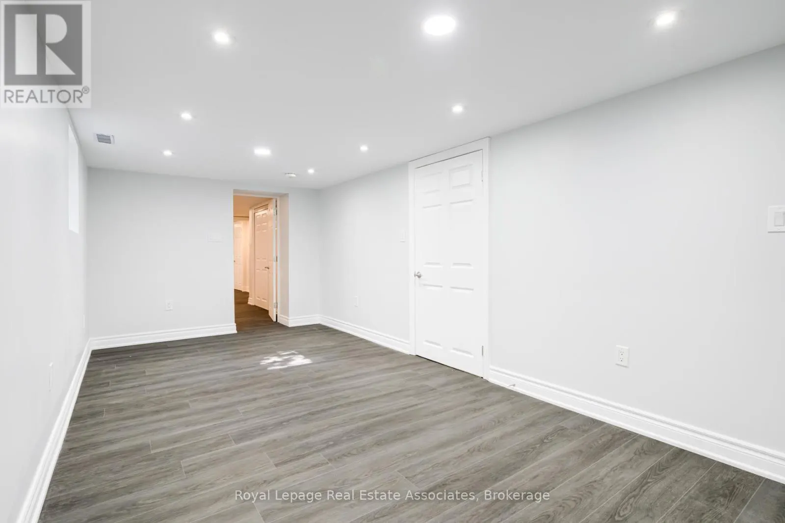 41 WOOLLEY STREET