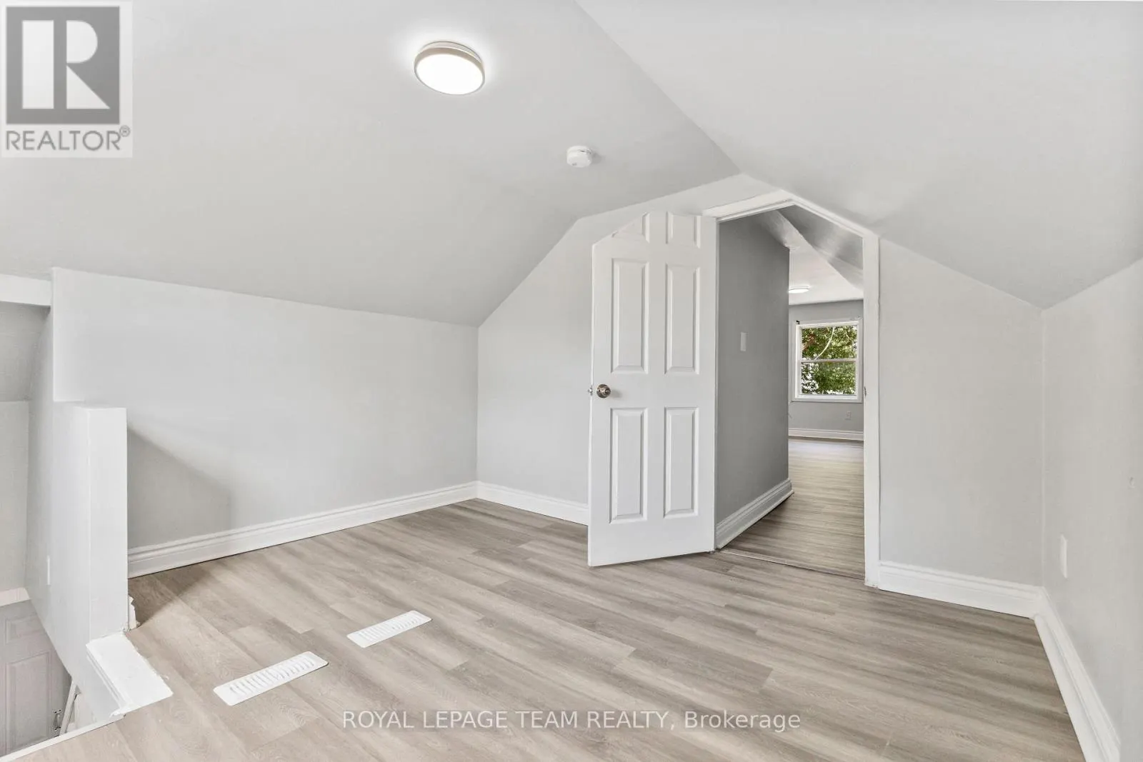 105 JOLLIET AVENUE