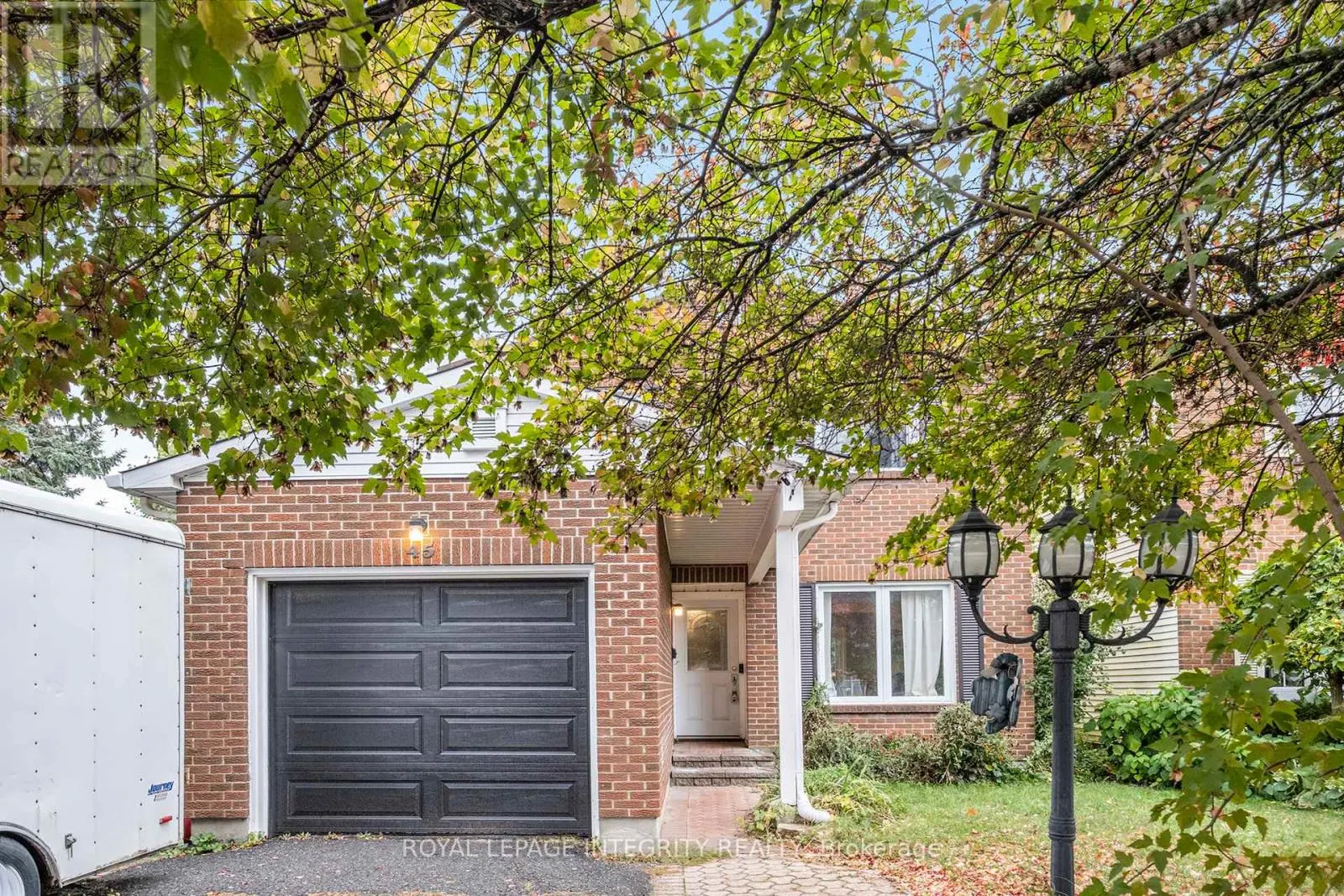 45 RAFTUS SQUARE