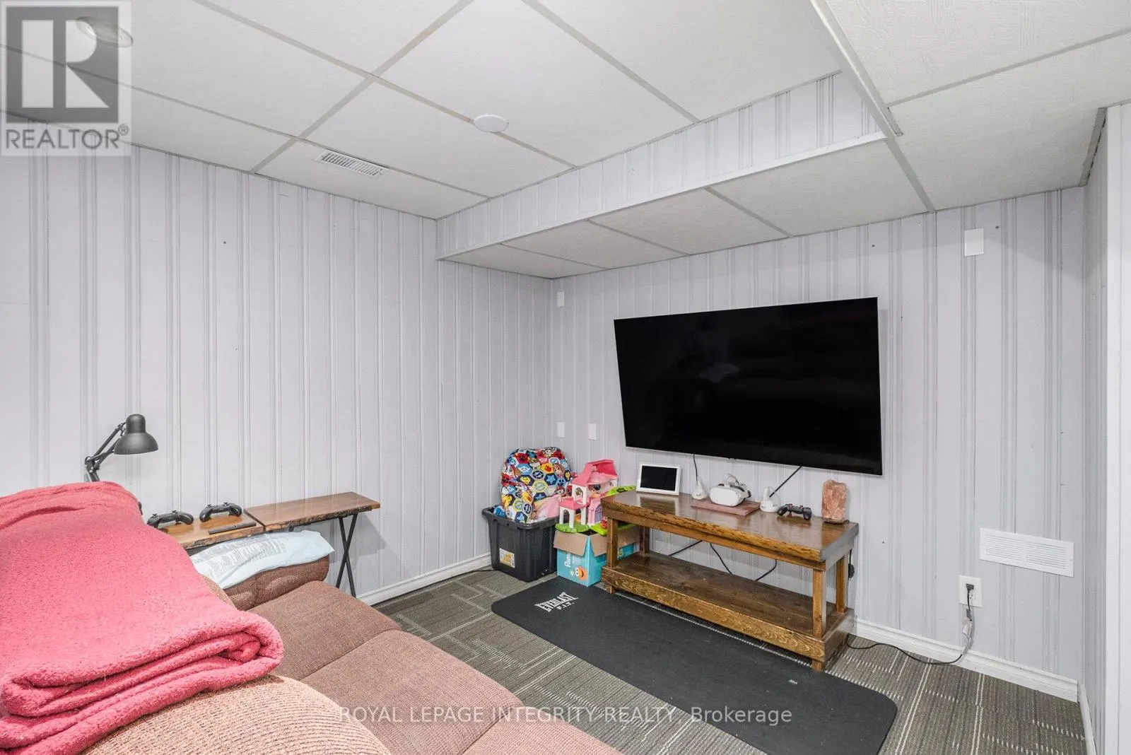 45 RAFTUS SQUARE