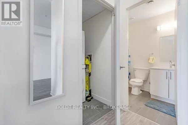 1607 - 128 KING STREET N, #1607