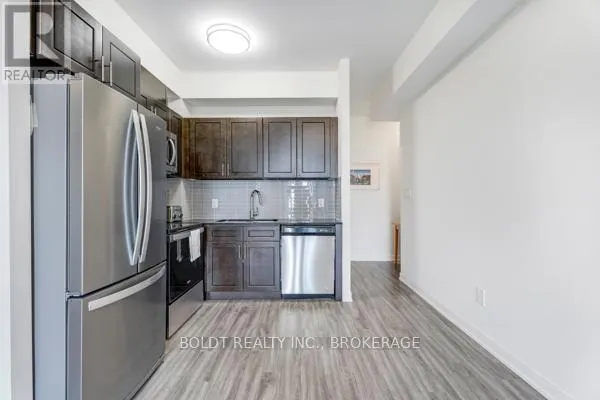 1607 - 128 KING STREET N, #1607