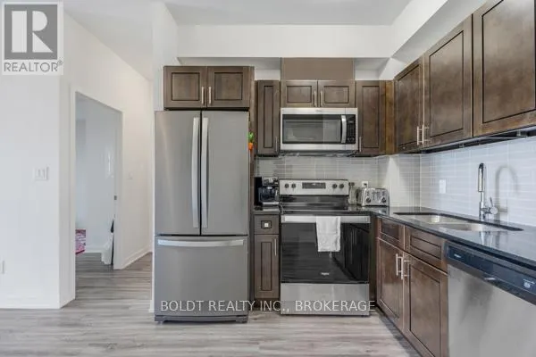 1607 - 128 KING STREET N, #1607