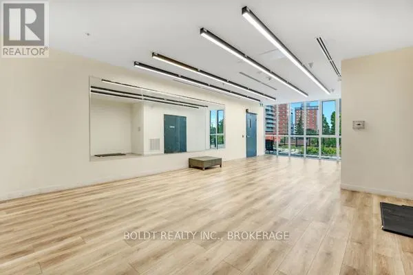 1607 - 128 KING STREET N, #1607