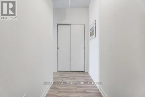 1607 - 128 KING STREET N, #1607