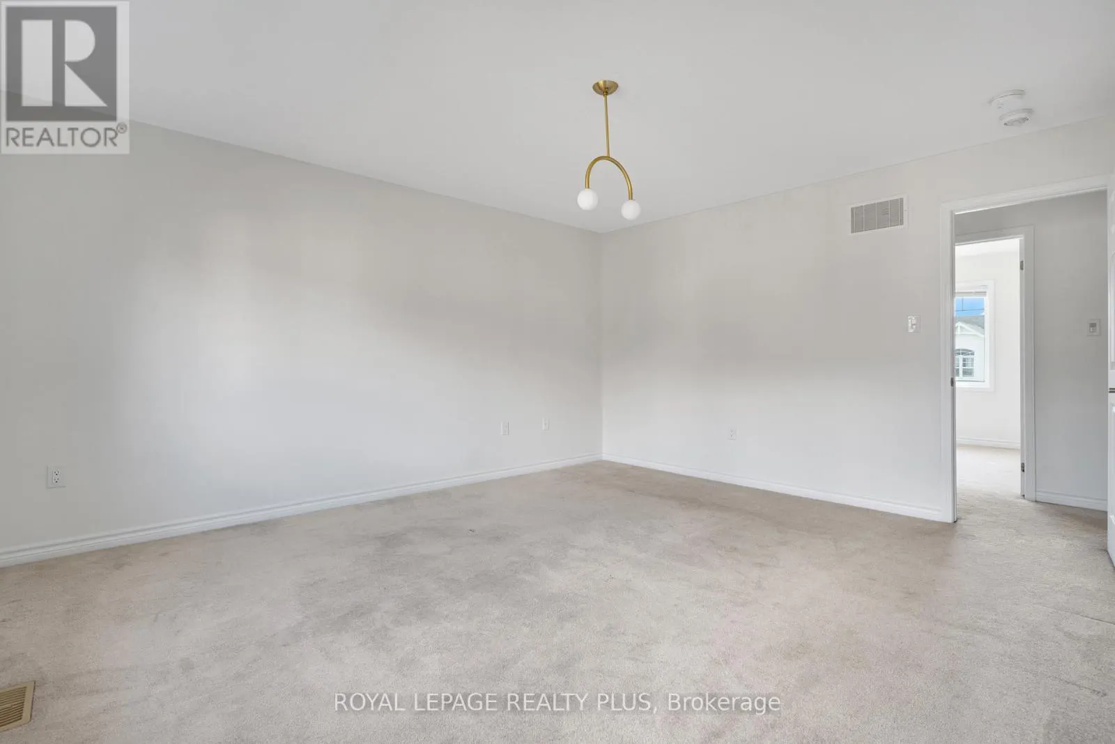 267 GROVEHILL CRESCENT