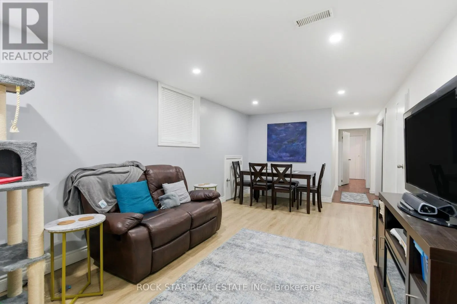 111 BRITTEN CLOSE