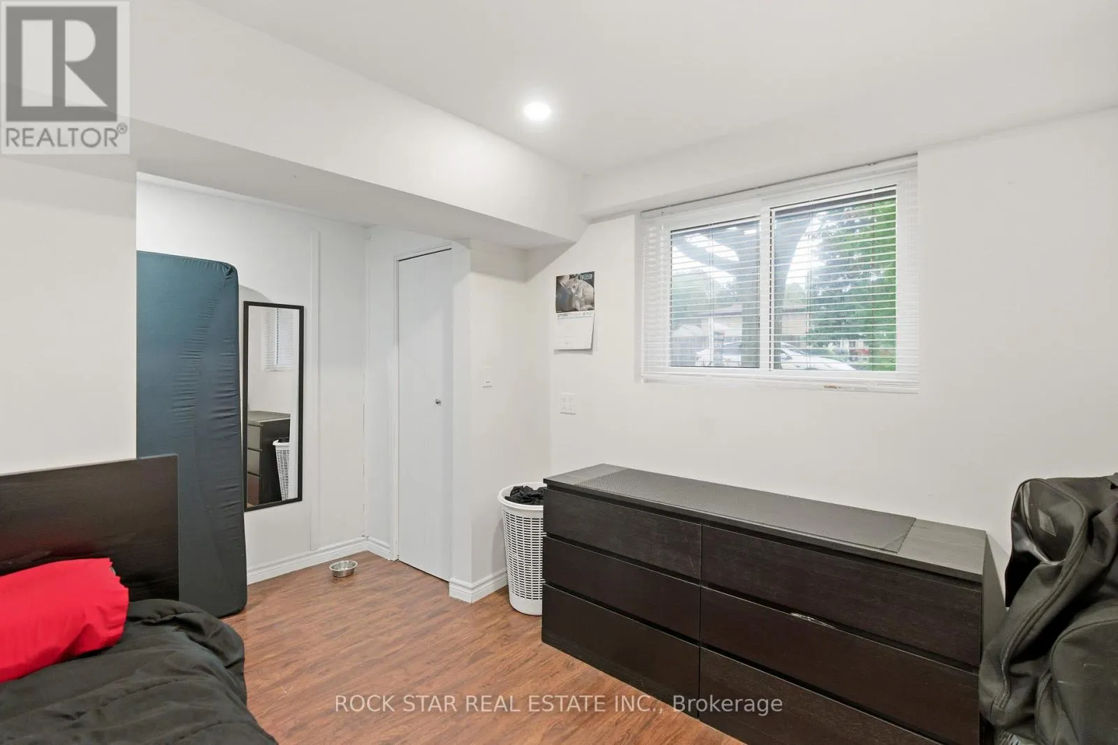 111 BRITTEN CLOSE