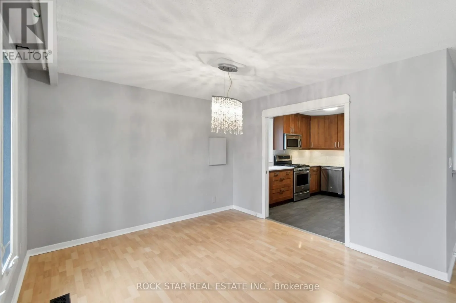 111 BRITTEN CLOSE
