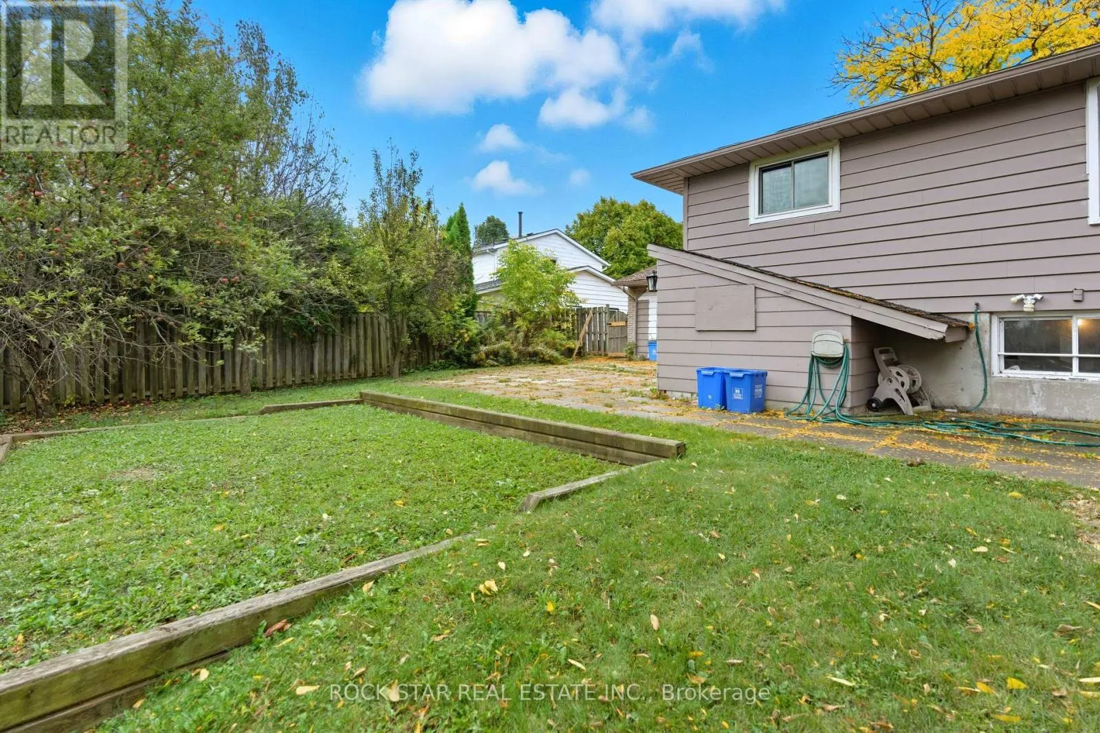 111 BRITTEN CLOSE