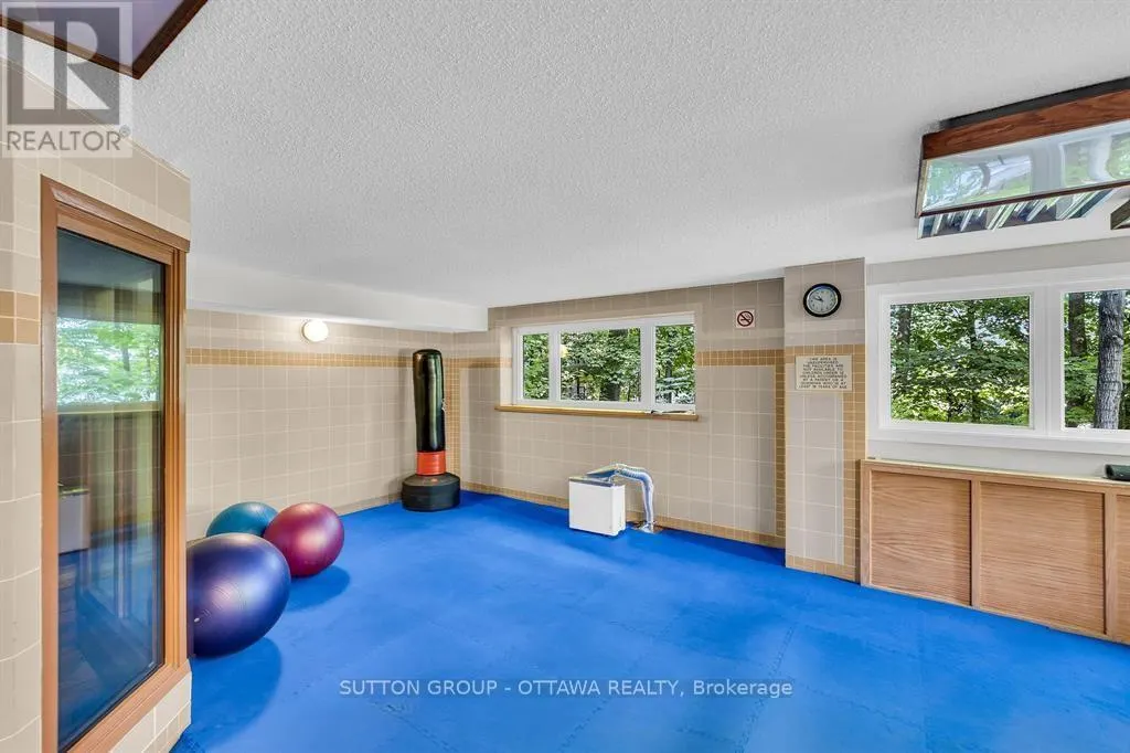 UNIT 62 - 261 BOTANICA PRIVATE