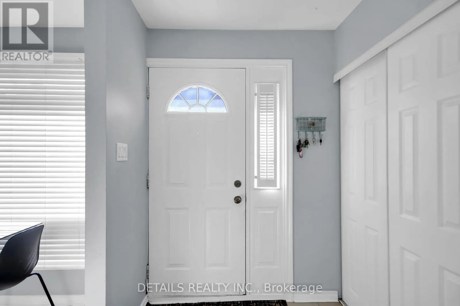 2 - 3575 DOWNPATRICK ROAD E