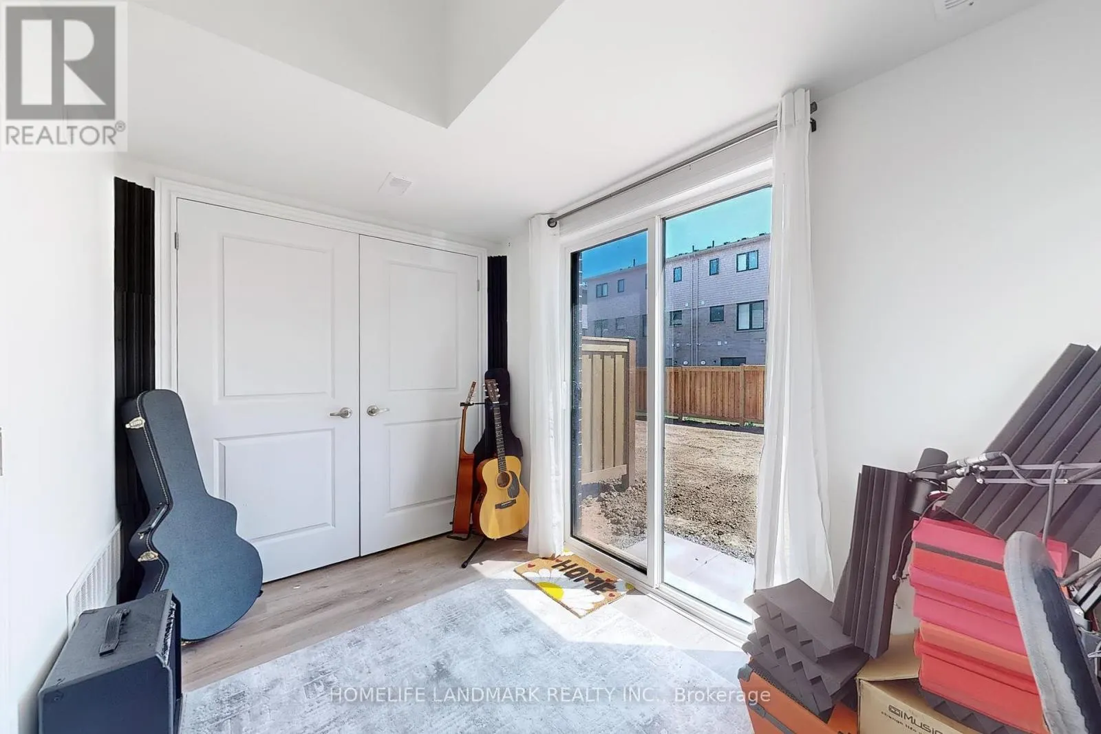 2 REID AVENUE N