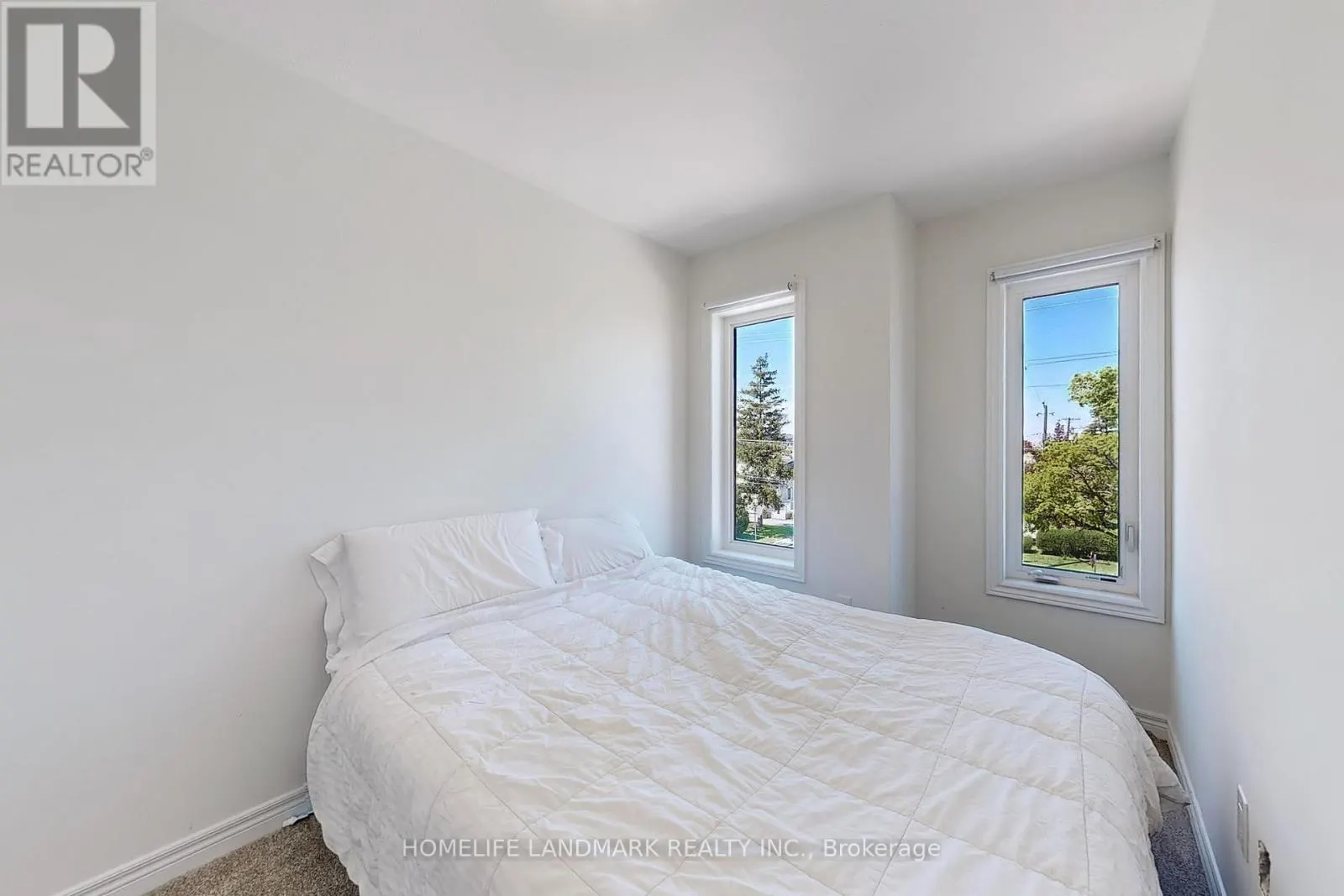 2 REID AVENUE N