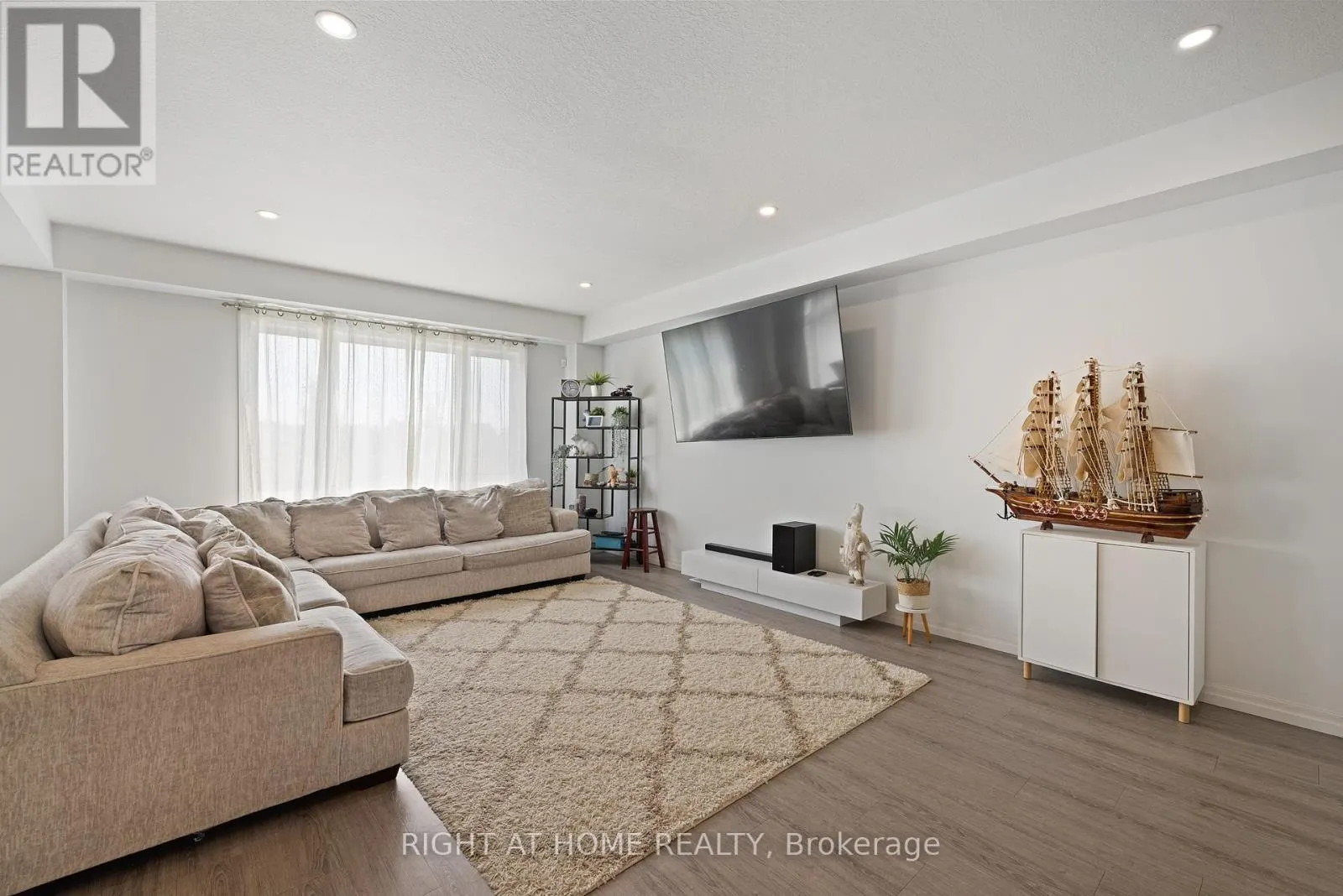 139 FREURE DRIVE