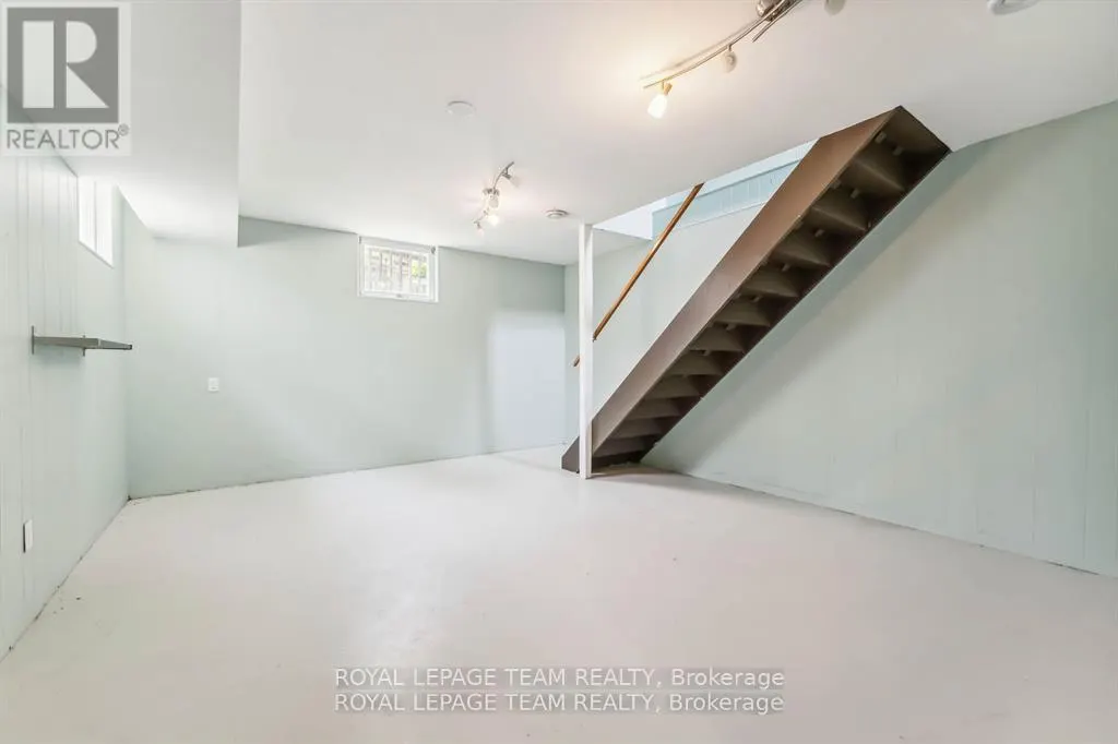 1538 STITTSVILLE MAIN STREET