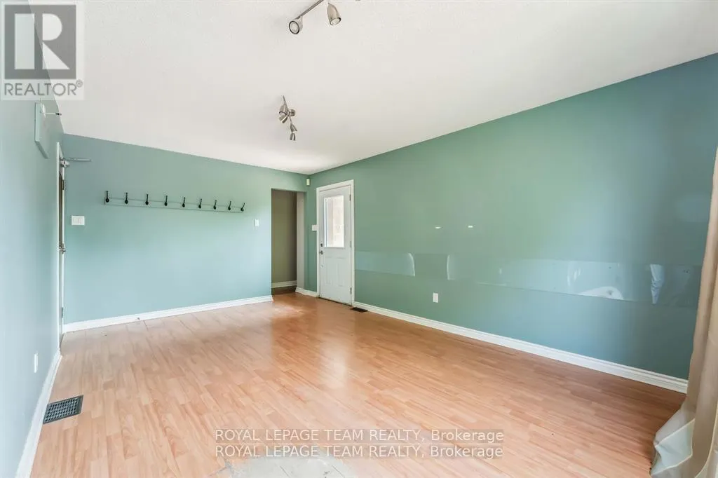 1538 STITTSVILLE MAIN STREET