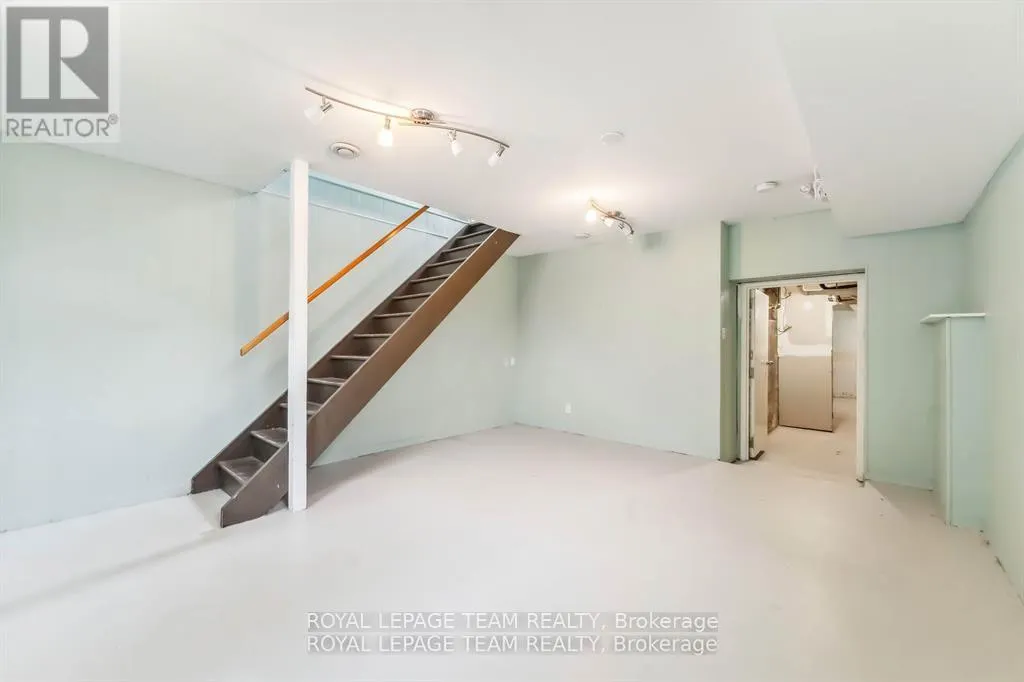 1538 STITTSVILLE MAIN STREET