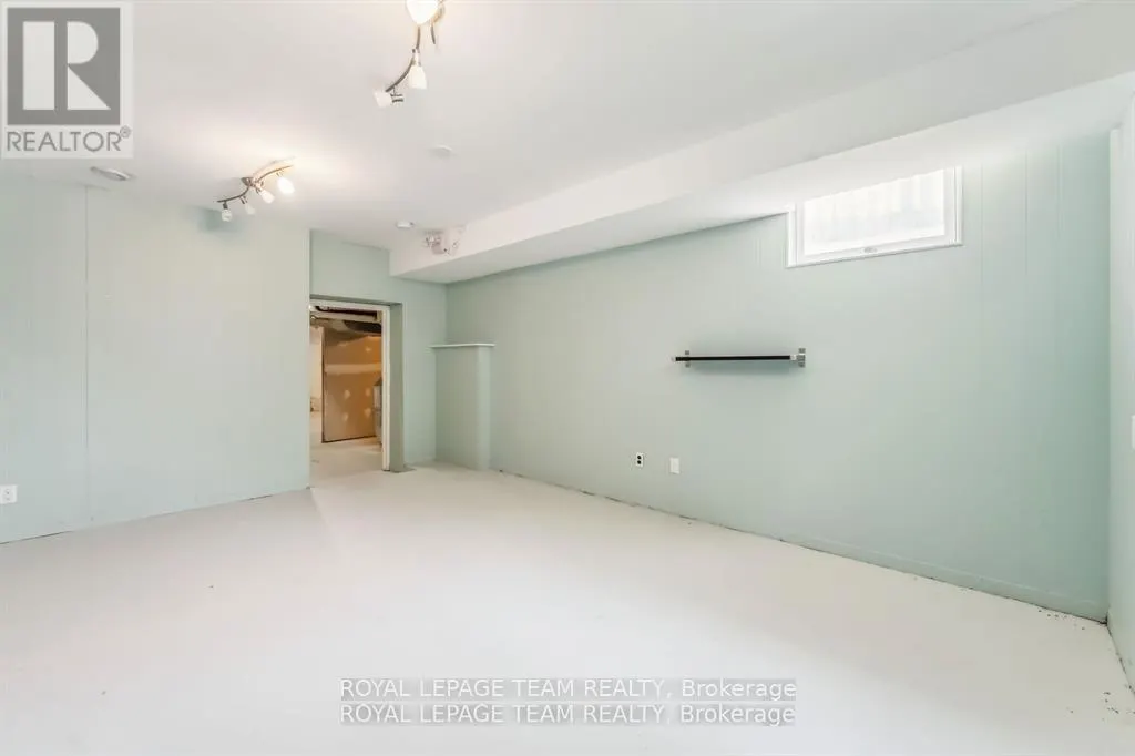 1538 STITTSVILLE MAIN STREET
