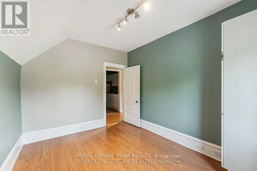 1538 STITTSVILLE MAIN STREET