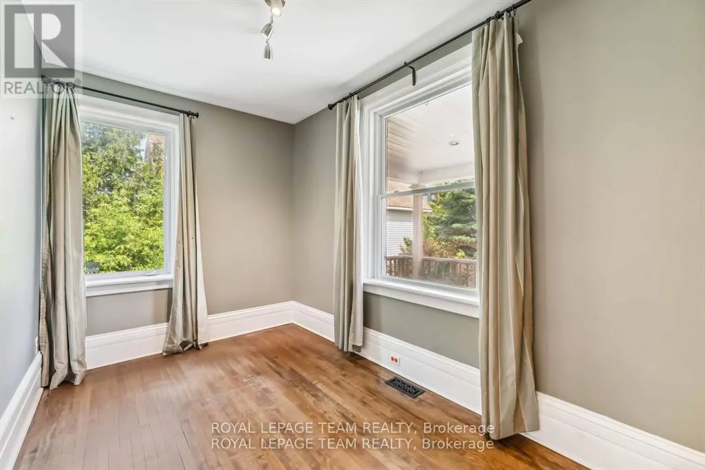 1538 STITTSVILLE MAIN STREET