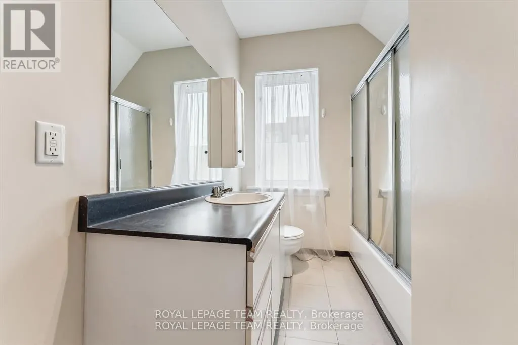 1538 STITTSVILLE MAIN STREET
