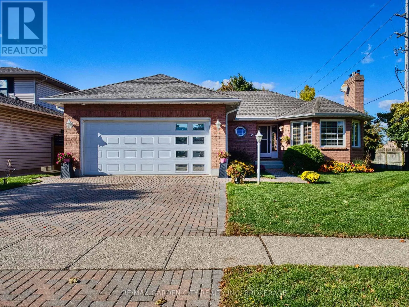 2 HARVEST OAK DRIVE